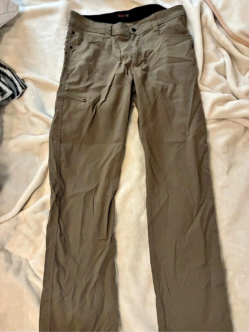 Wrangler ATG Men's Cliff Side Utility Pant Cargo Pants Brown Waist 34x32